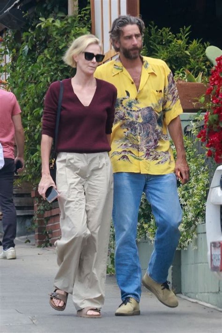 Charlize Theron Husband: A Comprehensive Look at Her Love Life and Marital Journey