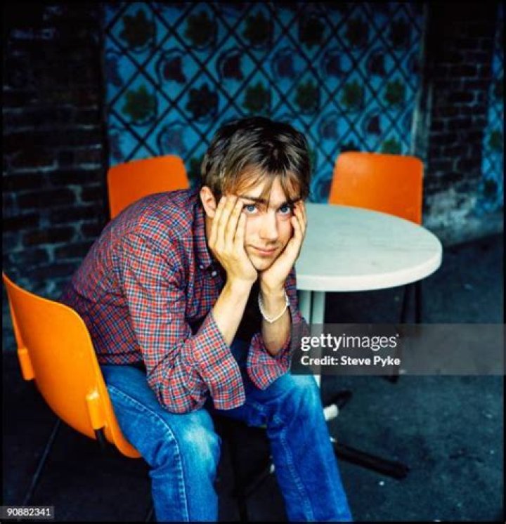 Damon Albarn 1994: The Rise of a Musical Icon