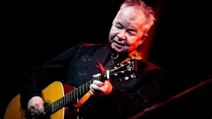 Did John Prine Serve in Vietnam? Clearing Up a Common Question
