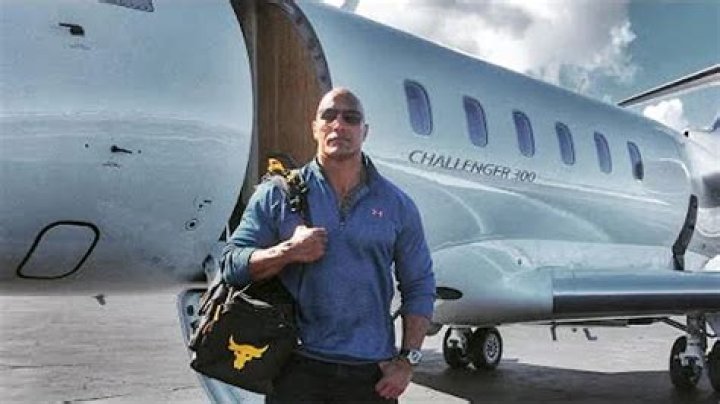 Does Tom Cruise Fly His Own Private Jet? Uncovering the Truth About His Piloting Skills