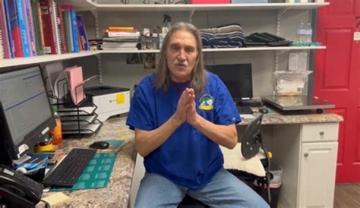 Dr. Jeff Vet Dies of Cancer: A Heartfelt Tribute to a Beloved Veterinarian