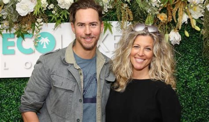 How Old are Laura Wright and Wes Ramsey? Exploring the Lives of Your Favorite Soap Stars