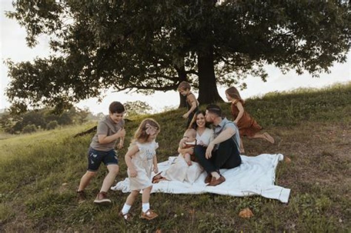 How Old Was Anna When Her Parents Died? Unraveling the Mystery from "My Text"