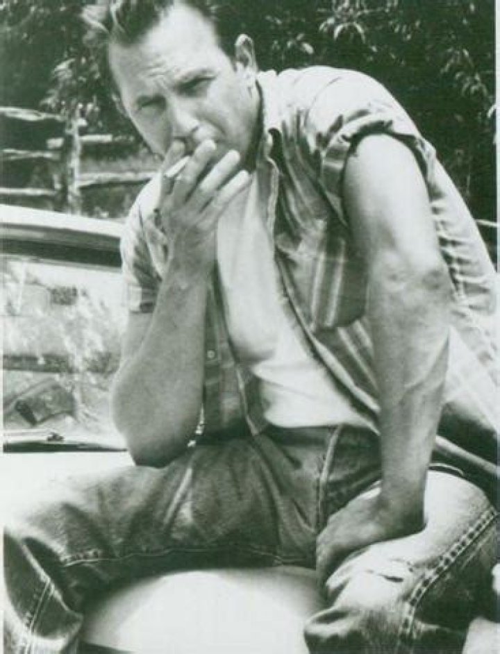 Is Kevin Costner a Cigarette Smoker? Unpacking Public Curiosity