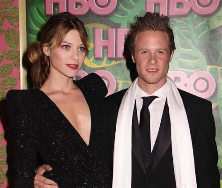 Exploring the Fascinating Life of Lauren German: Her Husband, Career, and More
