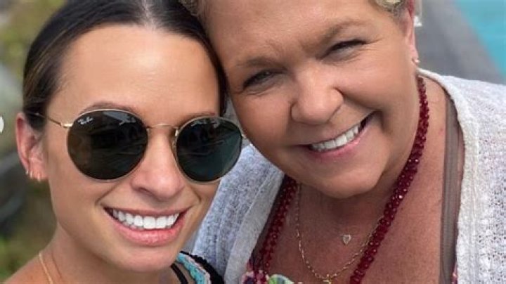 Discover the Inspiring Journey of Michelle Mellencamp: A Detailed Biography