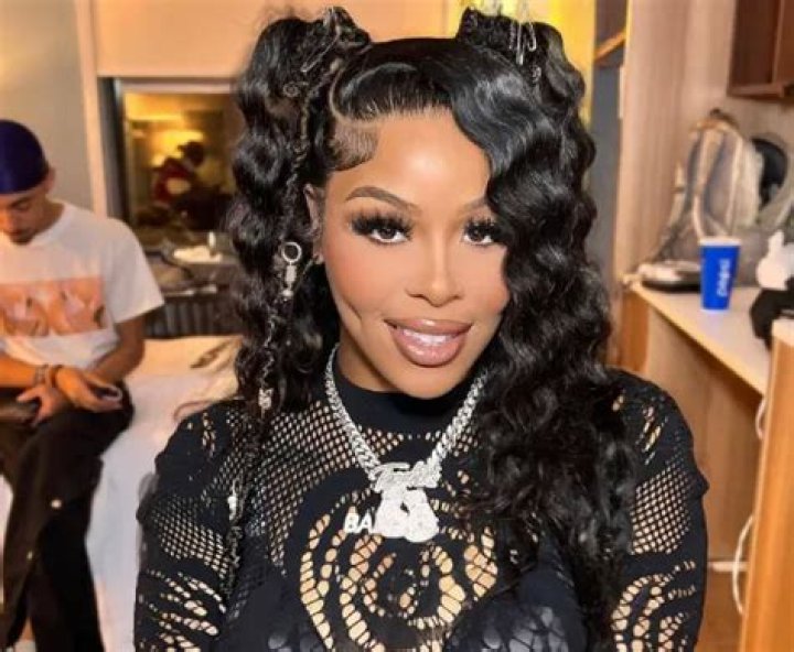 Exploring Tesehki's Journey: What We Know About Her Life and Family (and the "Tesehki Daughter" Query)