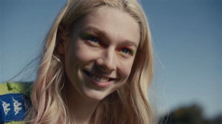 Was Jules' Husband Cheating? Unpacking Questions of Trust in Relationships