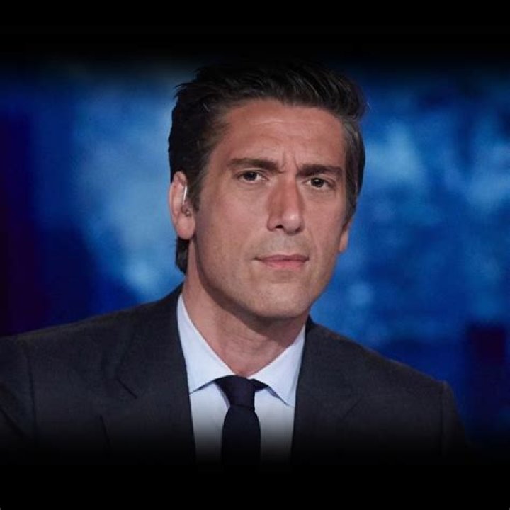 What Disability Does David Muir Have? Exploring Public Curiosity About Health