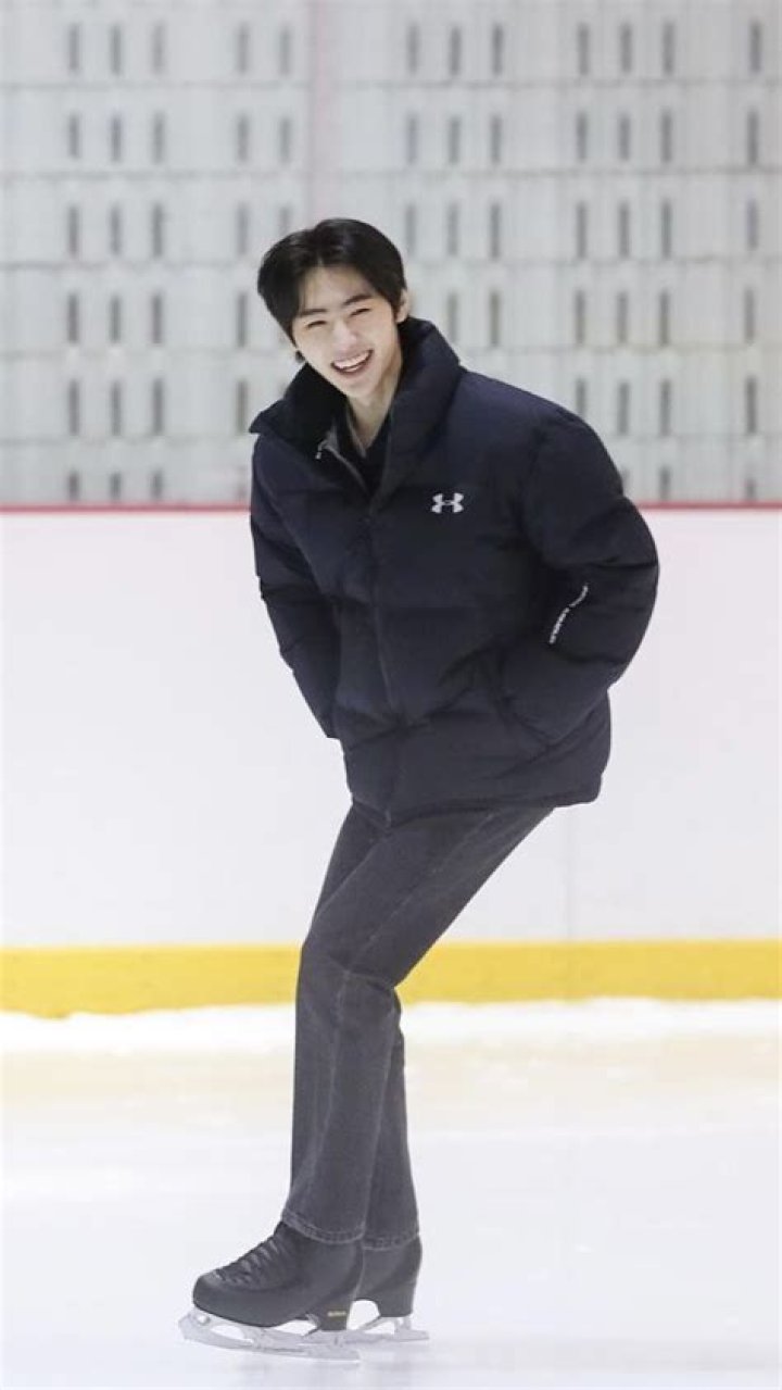 Which Enhypen Member Was a Figure Skater? Discovering a Star's Past on Ice