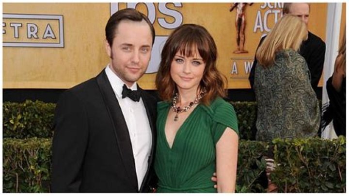 Who Did Alexis Bledel Marry in Real Life? Uncovering Her Personal Story