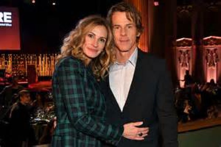 Who is Julia Roberts' Twin Brother? Unraveling a Common Query