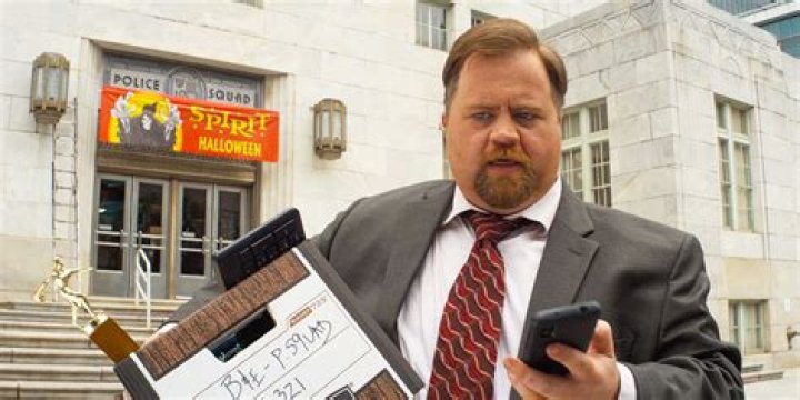 Who Plays Paul in Inventing Anna? Uncovering the Character and the Talent