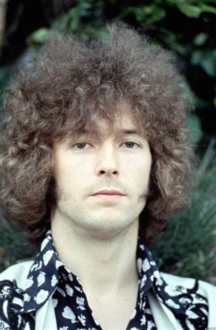 Why Did Eric Clapton Have Curly Hair? Unraveling a Musical Icon's Signature Look