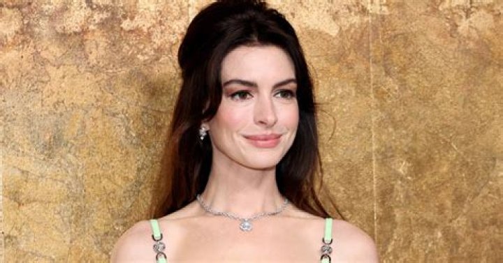 Why Anne Hathaway Chose Sobriety: A Personal Look
